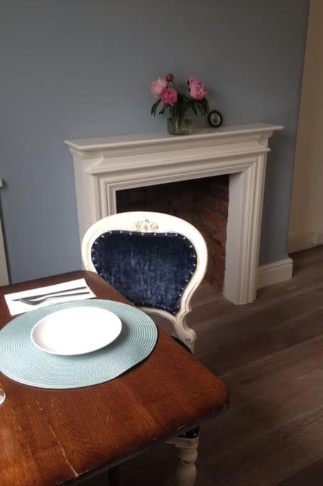 Charming English Style Studio Flat London Eksteriør billede